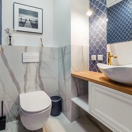 Okrzei, Sun & Snow Sopot