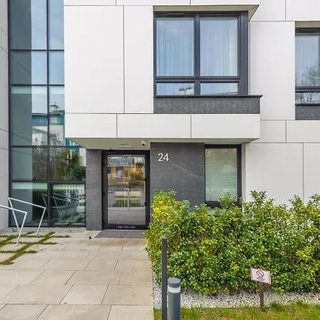 Okrzei, Sun & Snow Sopot